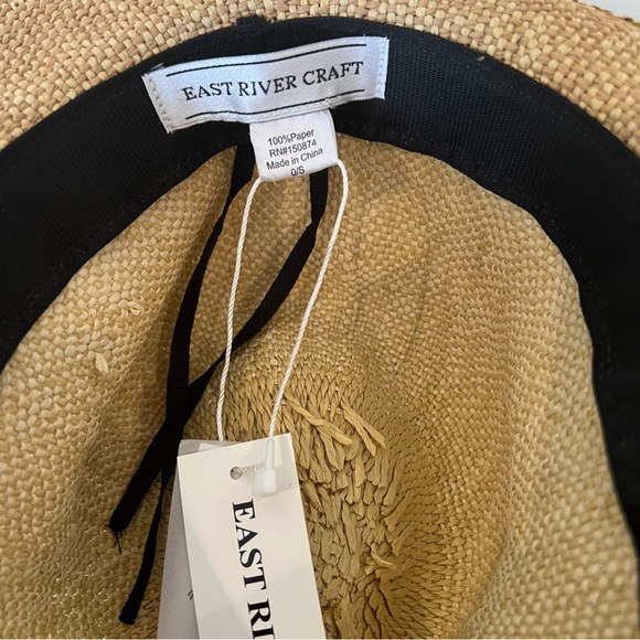 East River Craft Fish Hook Straw Hat - Picture 2 of 6